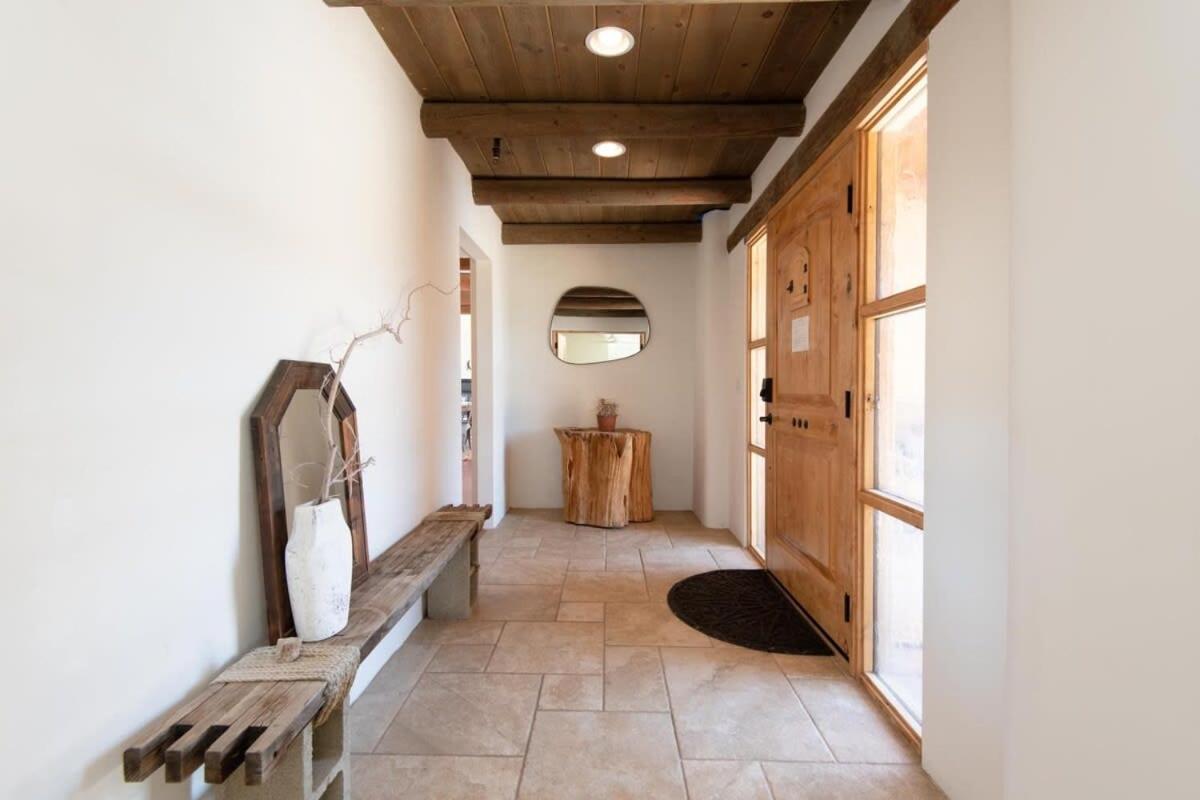 Renovated Lodge - Room 2 With Pool Access 조슈아 트리 외부 사진