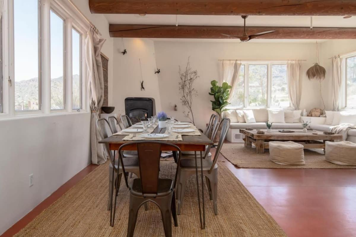 Renovated Lodge - Room 2 With Pool Access 조슈아 트리 외부 사진