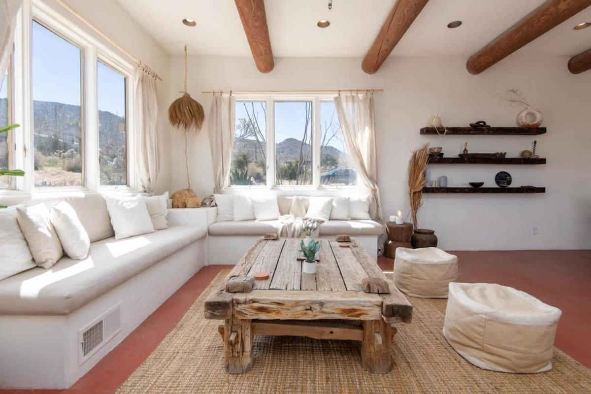Renovated Lodge - Room 2 With Pool Access 조슈아 트리 외부 사진
